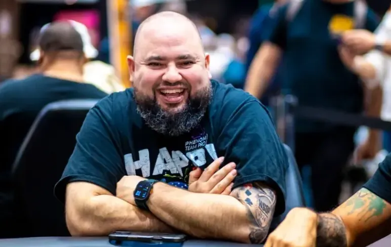 Кріс Хуніхен покерист