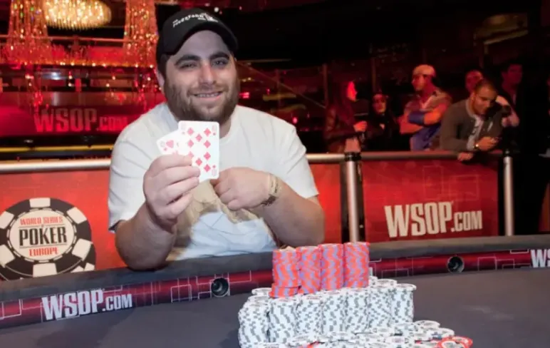 Джеймс Борд покерист