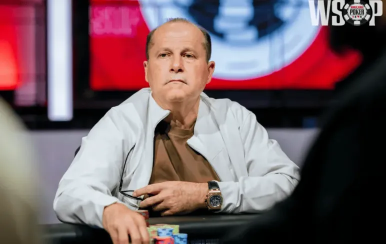 57-річний бізнесмен обійшов зірок та виграв $1,100,000 на WSOP