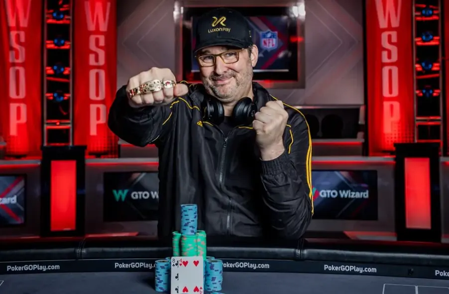 Філ Гельмут покерист