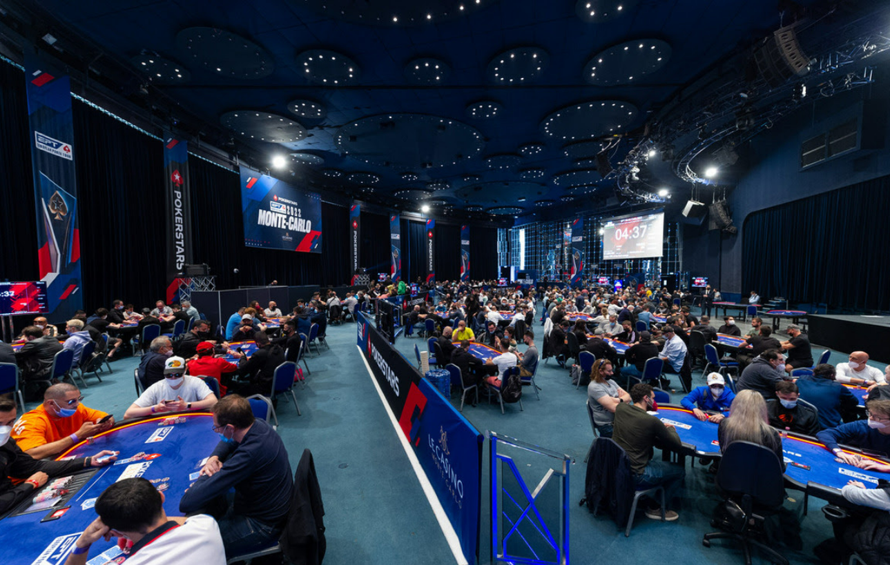 Мартиненко – чиплідер Day 2 Mystery Bounty EPT Monte Carlo