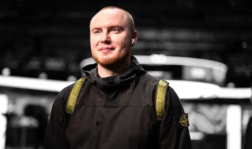 Назар Бугайов покерист