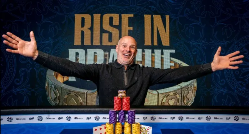 Жиль Сільбернагель покерист