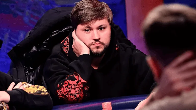 Ярослав Огульчанський перейшов у Day 4 ME WSOPE