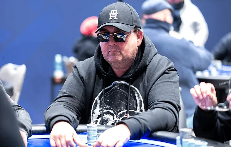 Охотський перейшов у Day 3 Mystery Bounty EPT Prague