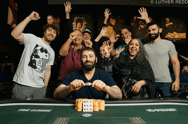 Джастін Фосетт перетворив $600 в $355,110 в Ultra Stack на WSOP