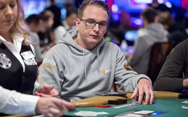 Від фіналу до чемпіонства: Бенджамін Ролле виграв WSOP Online Main Event